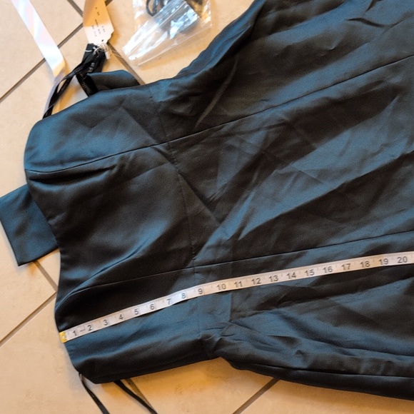 NWT Alfred Sung Strapless A-line Satin Gown Modern Bow Detail Evergreen 14 - Picture 9 of 13